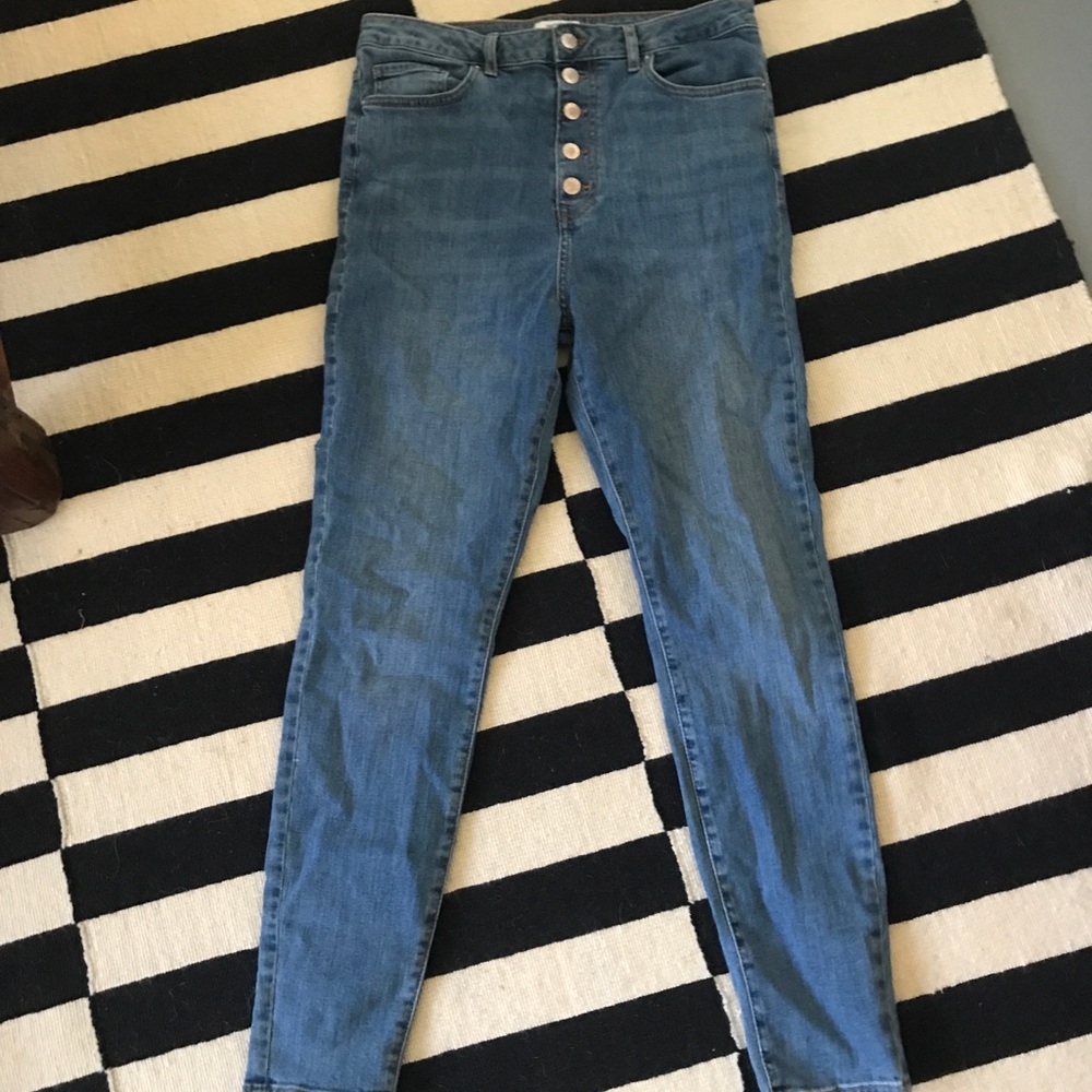 High wasted skinny jeans